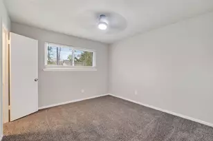 2402 Oak Shores Dr, Houston, TX 77339 - Photo 35