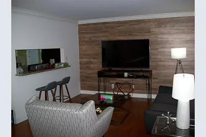 14333 Memorial Drive #32, Houston, TX 77079 - Photo 15