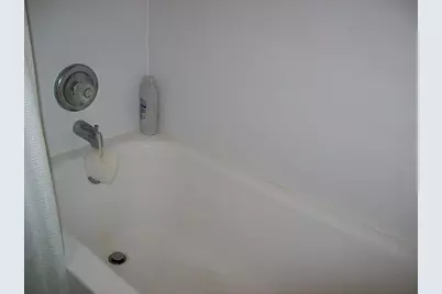 14333 Memorial Drive #32, Houston, TX 77079 - Photo 5
