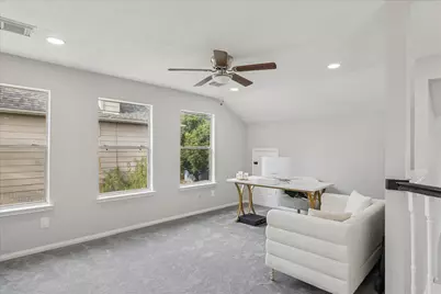 11306 Avon Place, Houston, TX 77066 - Photo 15