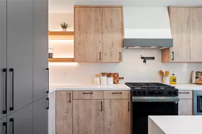 4218 Nichols Street, Houston, TX 77020 - Photo 9