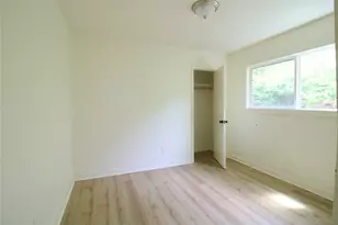 9307 Linda Vista Rd, Houston, TX 77078 - Photo 11