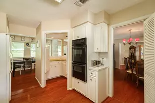 17 Seminole Ln, West Columbia, TX 77486 - Photo 19