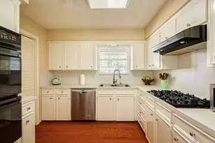 17 Seminole Ln, West Columbia, TX 77486 - Photo 17