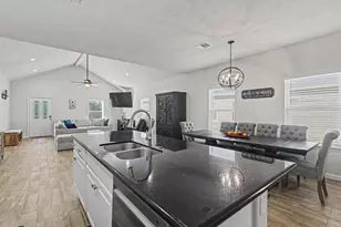 186 N Village Cove Loop, Livingston, TX 77351 - Photo 13