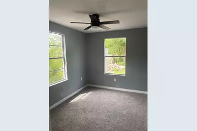 115 Bay Street N, Texas City, TX 77590 - Photo 5