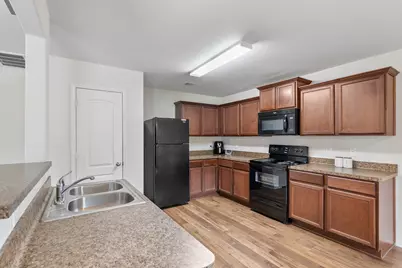 10035 Meadow Mill Forest Lane, Houston, TX 77044 - Photo 9