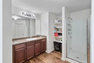 10035 Meadow Mill Forest Lane, Houston, TX 77044 - Photo 17
