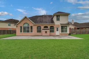 4602 Schiller Park Ln, Sugar Land, TX 77479 - Photo 43