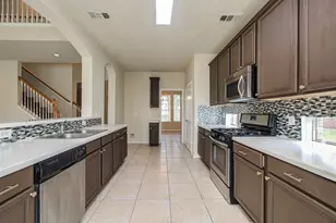 4602 Schiller Park Ln, Sugar Land, TX 77479 - Photo 11
