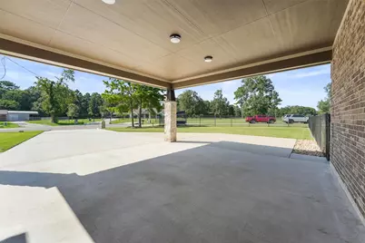 16173 Oaklawn Drive, Splendora, TX 77372 - Photo 3