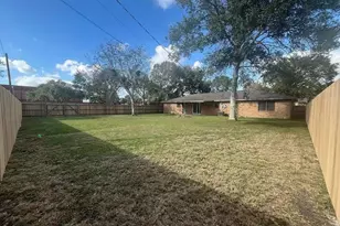 407 Ash St, El Campo, TX 77437 - Photo 39