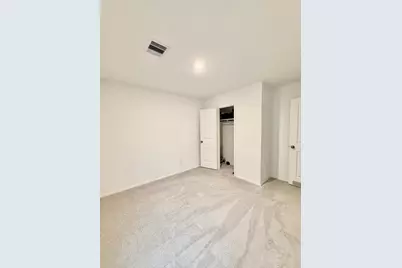 9031 Estes Lakes Drive, Highlands, TX 77521 - Photo 7