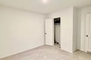 9031 Estes Lks Dr, Highlands, TX 77521 - Photo 7