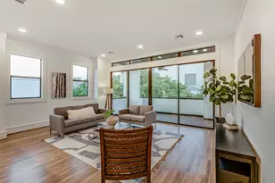 1638 Castle Ct, Houston, TX 77006 - Photo 27