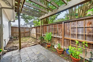 815 Bayou River Dr, Houston, TX 77079 - Photo 29