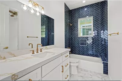 1103 62nd St, Galveston, TX 77551 - Photo 11