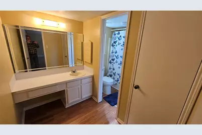 135 April Point Drive N, Conroe, TX 77356 - Photo 15