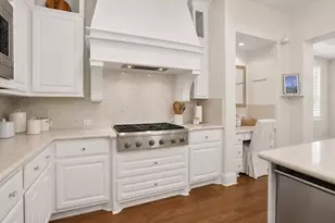 2 Marin Creek, The Woodlands, TX 77389 - Photo 33