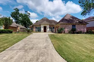 104 Mockingbird Ln, Bridge City, TX 77611 - Photo 3