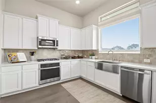 136 Peninsula Pt Dr, Montgomery, TX 77356 - Photo 13