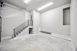 1113 W 21st St, Houston, TX 77008 - Photo 33