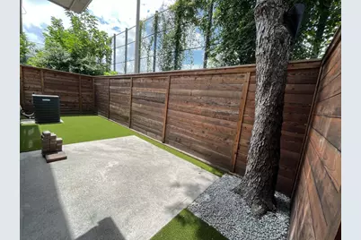 7042 Plum Creek Terrace Lane, Houston, TX 77087 - Photo 27