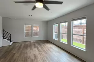 7042 Plum Creek Terrace Ln, Houston, TX 77087 - Photo 9