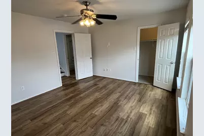 7042 Plum Creek Terrace Lane, Houston, TX 77087 - Photo 13
