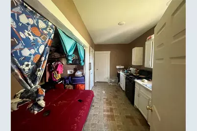 7541 Avenue F, Houston, TX 77012 - Photo 3