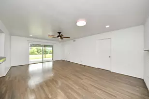 4038 Mischire Dr, Houston, TX 77025 - Photo 9