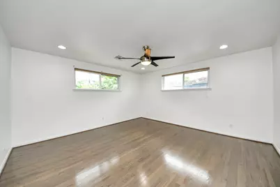 4038 Mischire Drive, Houston, TX 77025 - Photo 25