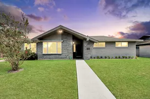 4038 Mischire Dr, Houston, TX 77025 - Photo 1