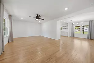 104 E Nichols St, Bellville, TX 77418 - Photo 5