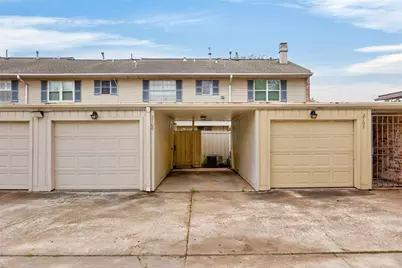 2109 Lander Lane #79, Houston, TX 77057 - Photo 27