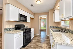 17323 Camberwell Green Ln, Houston, TX 77070 - Photo 9