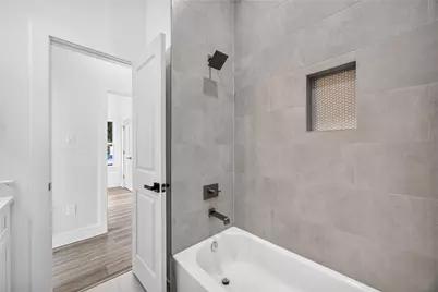 7930 Jester Street #A-B, Houston, TX 77051 - Photo 19