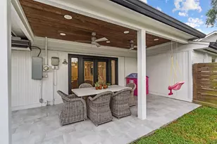 9206 Kapri Ln, Houston, TX 77025 - Photo 29