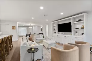 9206 Kapri Ln, Houston, TX 77025 - Photo 11