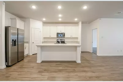 16612 Aroura St, Porter Heights, TX 77365 - Photo 7