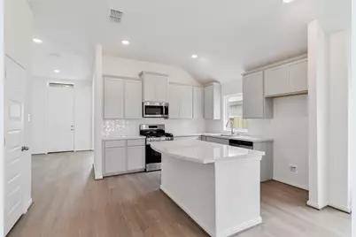 3804 Sunrise Lane, League City, TX 77573 - Photo 9