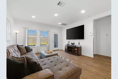 14846 Cypress Hollow Drive, New Caney, TX 77357 - Photo 11