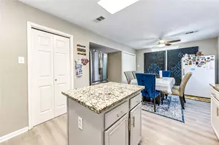 16831 Basewood Ct, Sugar Land, TX 77498 - Photo 9