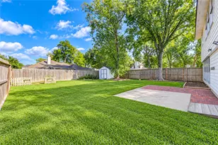 16831 Basewood Ct, Sugar Land, TX 77498 - Photo 47