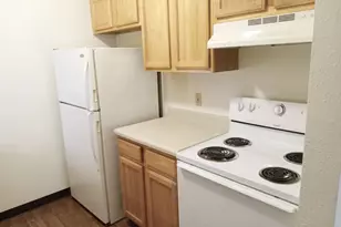 608 N 4th St, Other, MI 48616 - Photo 7