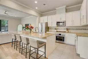 823 W 24th St, Houston, TX 77008 - Photo 3
