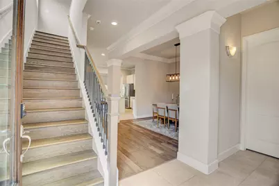 823 W 24th Street, Houston, TX 77008 - Photo 5