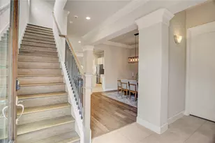 823 W 24th St, Houston, TX 77008 - Photo 5