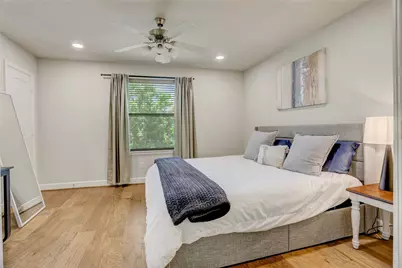 823 W 24th Street, Houston, TX 77008 - Photo 29