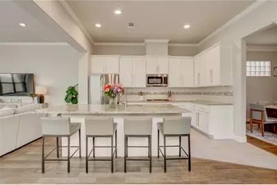 823 W 24th Street, Houston, TX 77008 - Photo 11